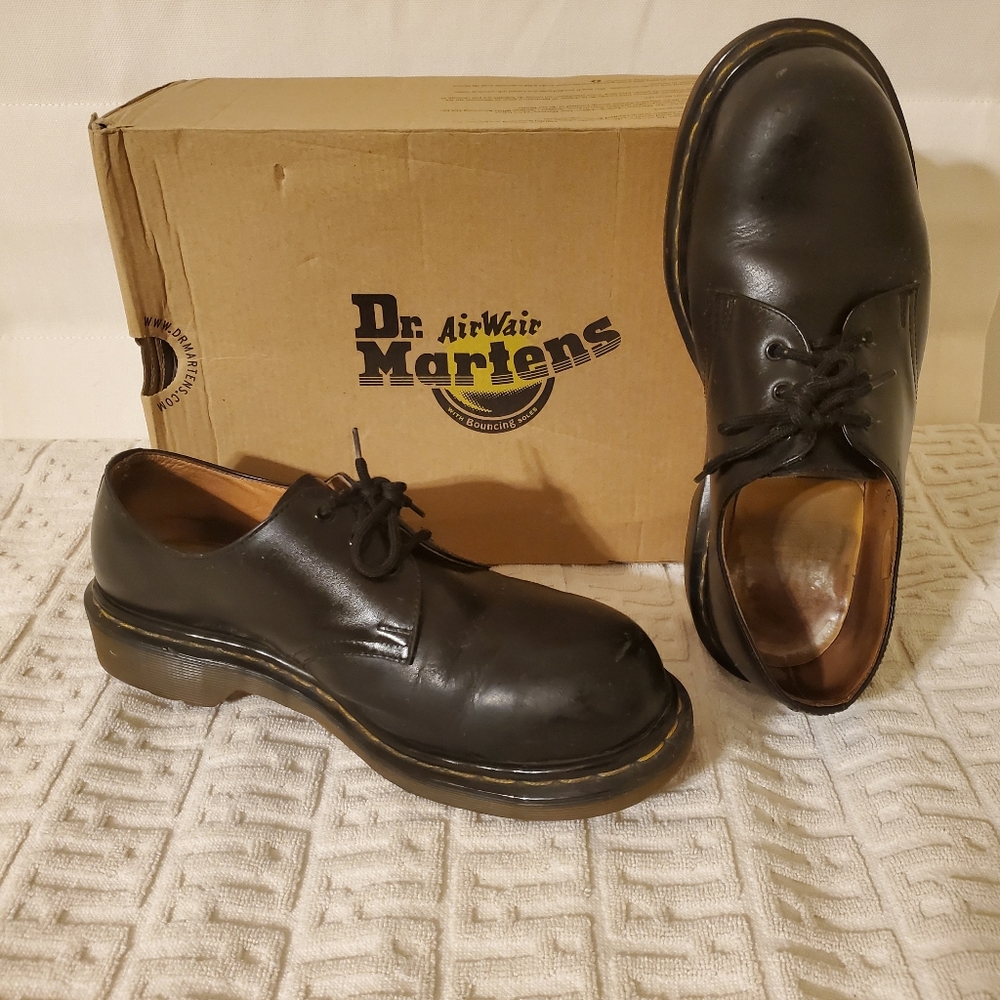 Dr Martens 1925 Oxford Shoe UK 7